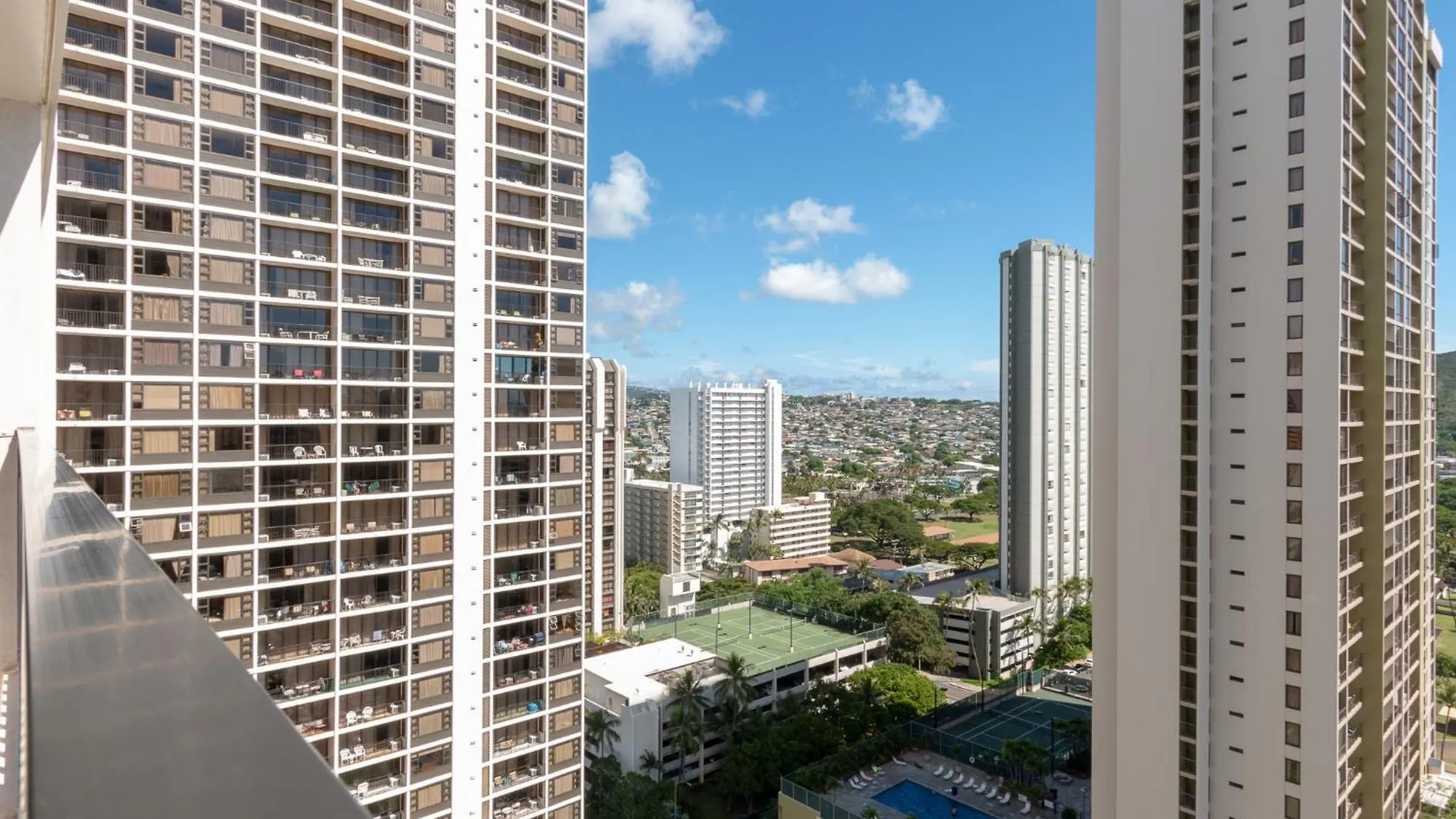Scenic 23Rd-Floor Corner Retreat With Diamond Head & Ocean Views Apartamento Honolulu