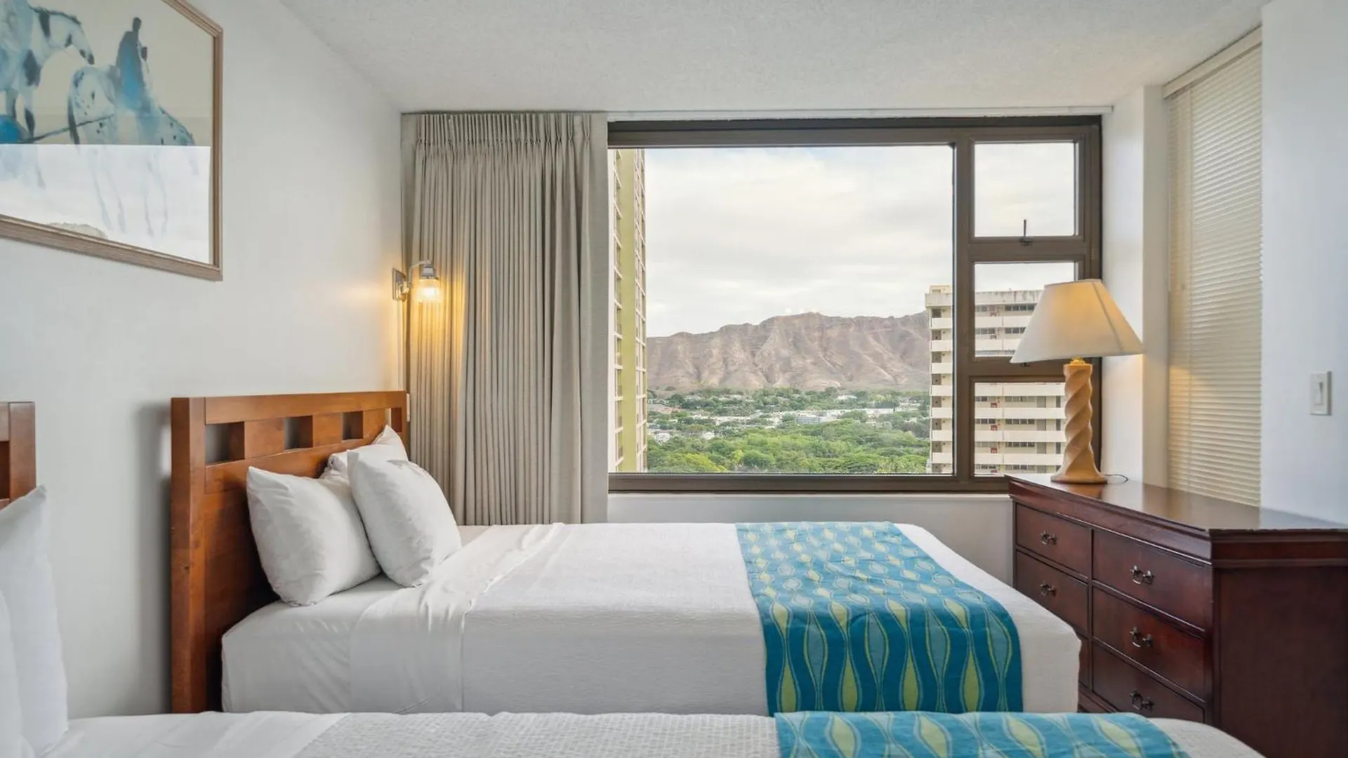 Scenic 23Rd-Floor Corner Retreat With Diamond Head & Ocean Views Apartamento Honolulu